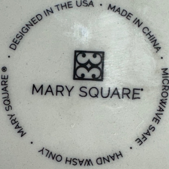 Mary Square Ceramic Bow Mug – 19oz Whimsical Coffee & Tea Cup with Large Bow Acc - Picture 4 of 4